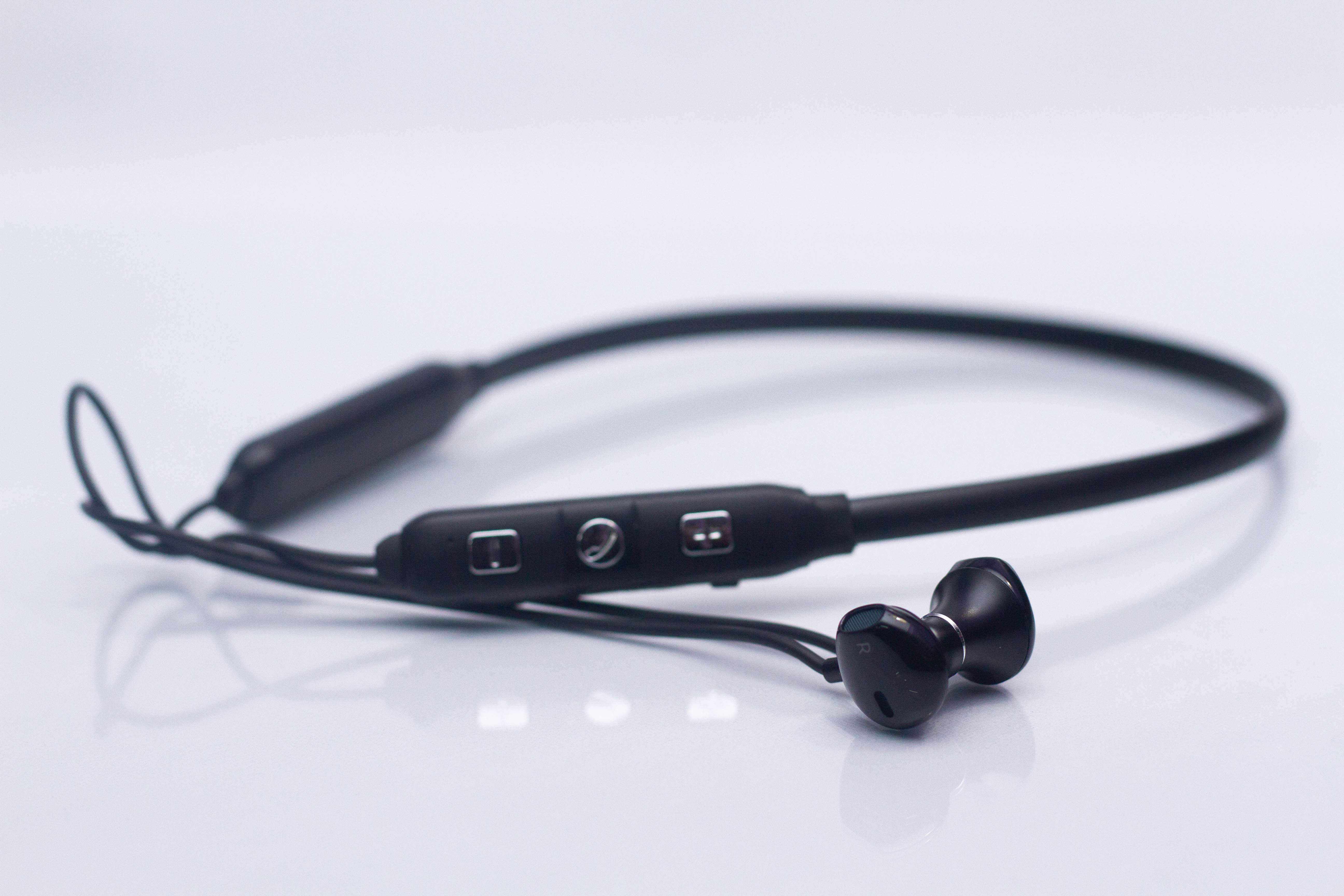H800- wireless sportsEarphone