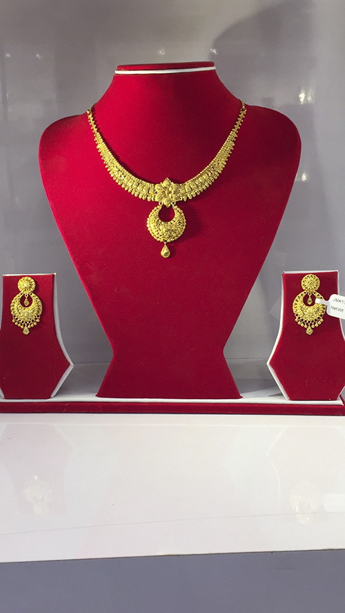 Necklace Set (24.50gm)