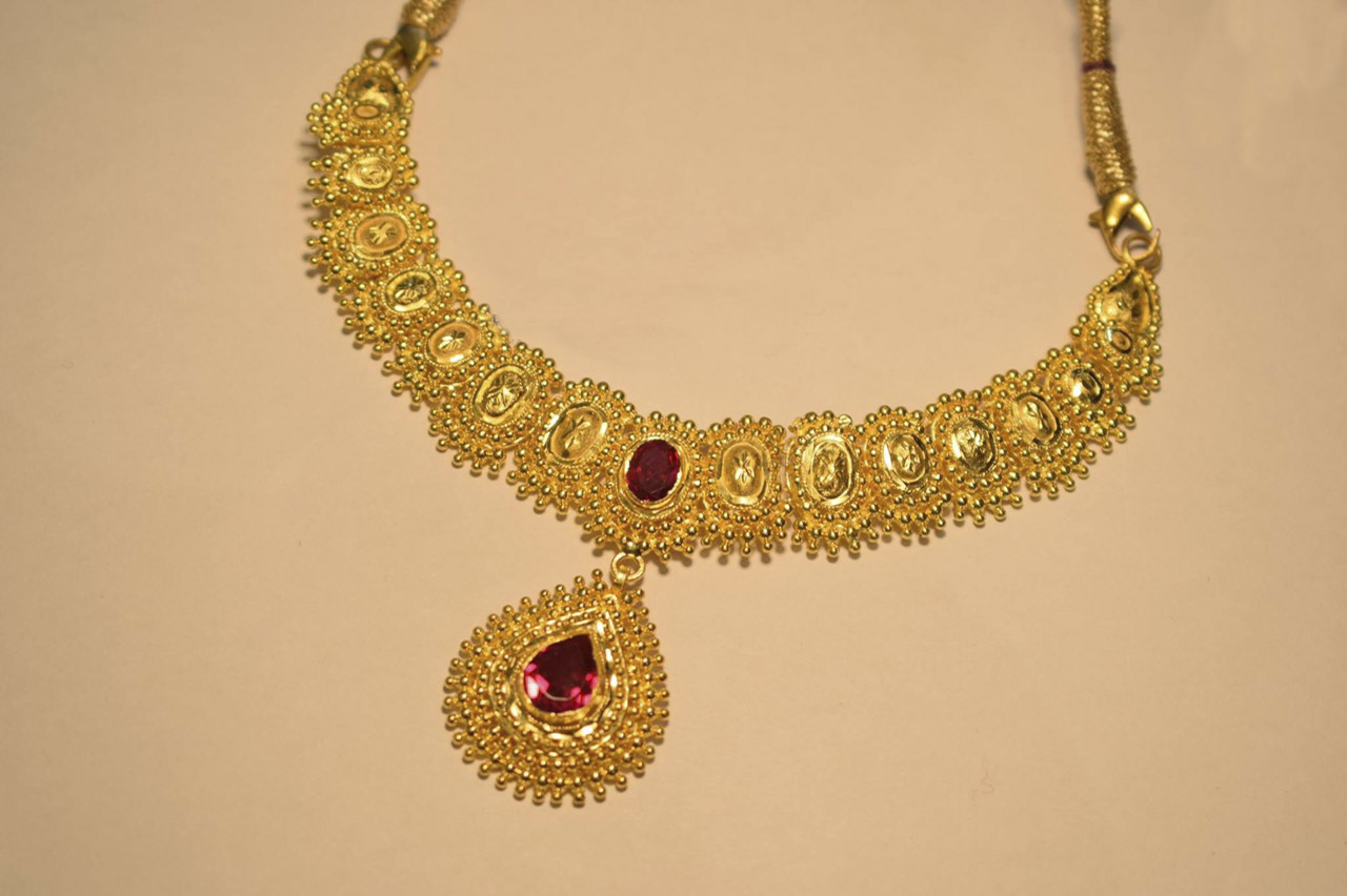 Necklace (25gm)