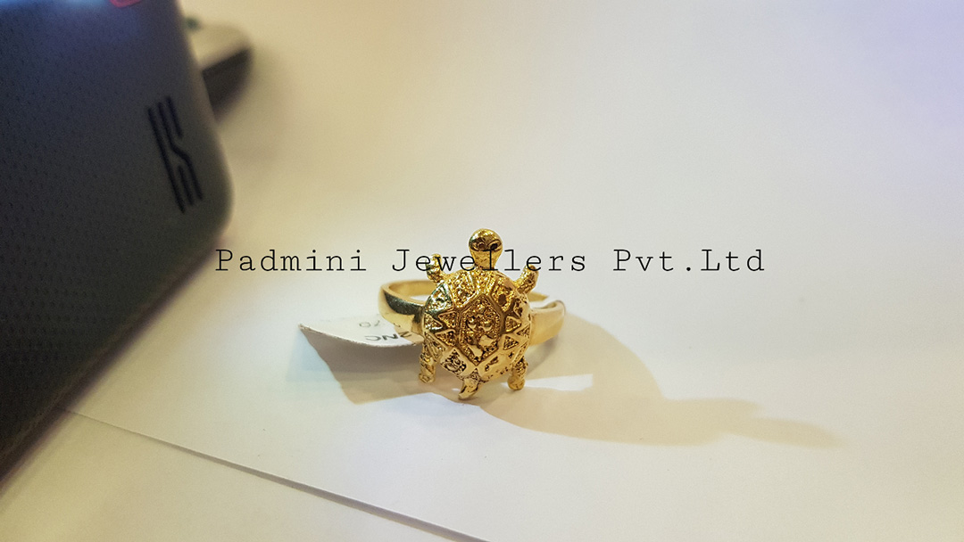 Gold Gents Ring  (5.83g)